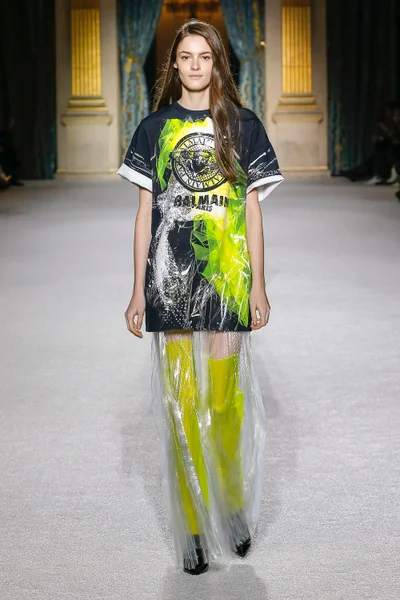 Look 53